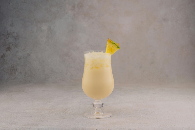 Perfect Piña Colada: A Creamy Tropical Classic
